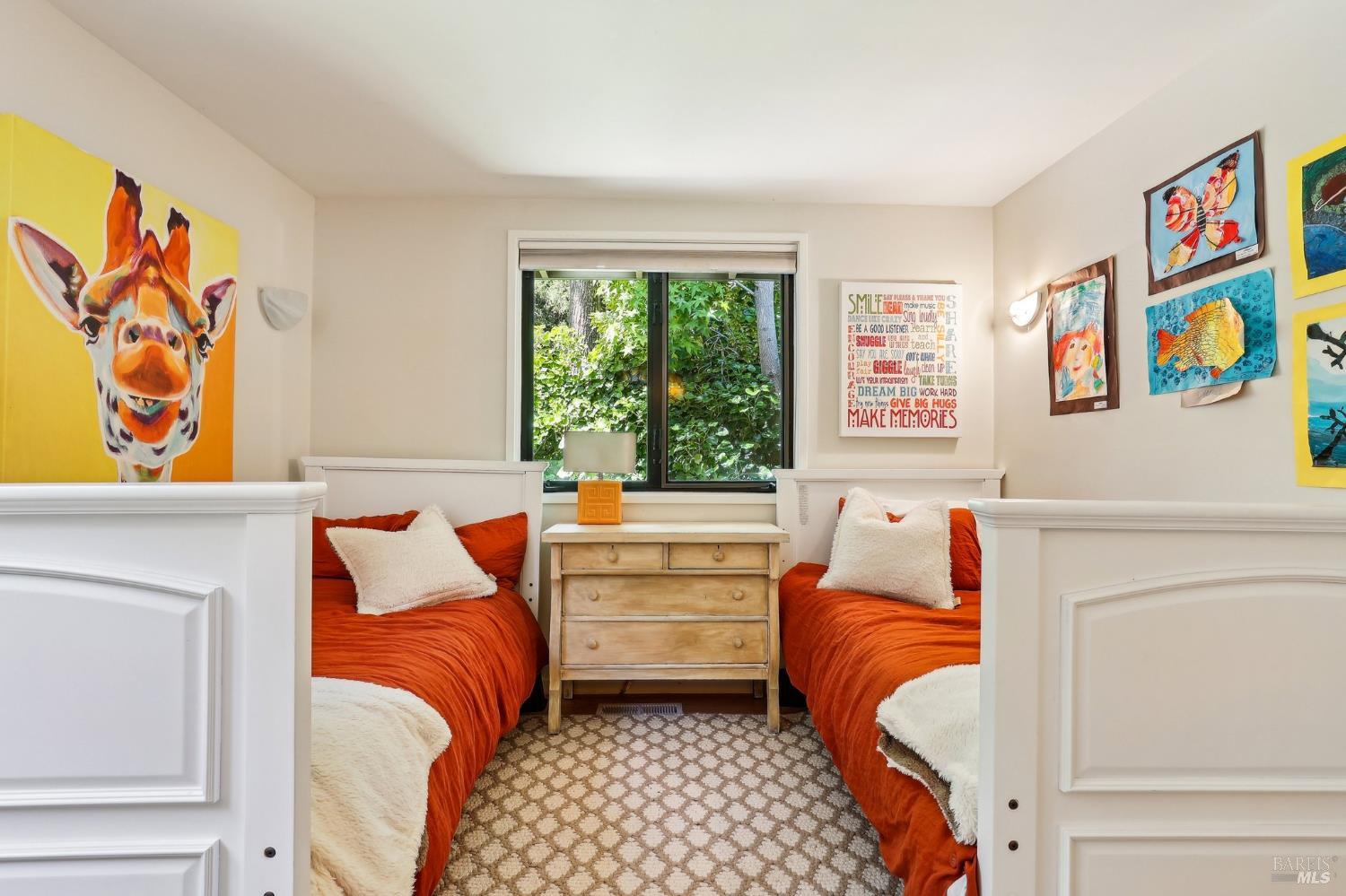 Detail Gallery Image 21 of 41 For 225 Van Winkle Dr, San Anselmo,  CA 94960 - 5 Beds | 4 Baths