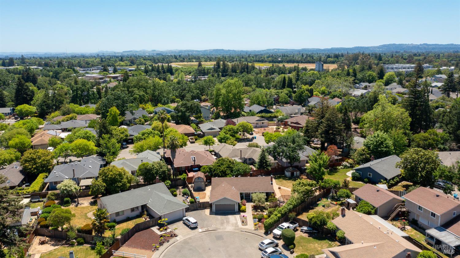 Detail Gallery Image 37 of 38 For 1523 Bruce Ct, Santa Rosa,  CA 95401 - 3 Beds | 2 Baths