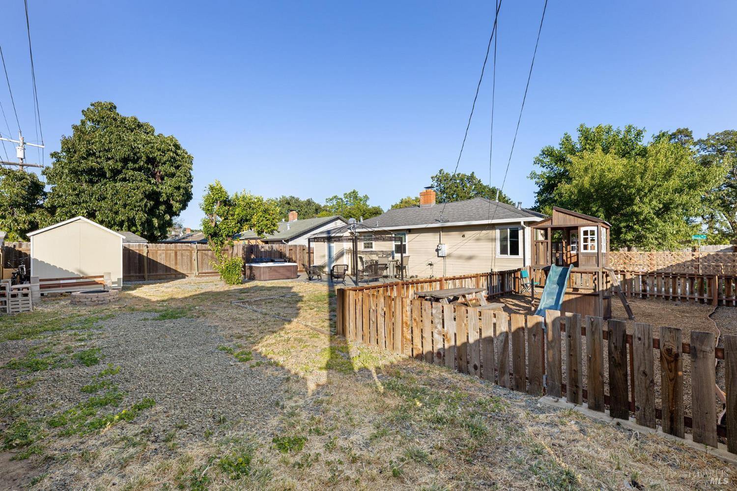 Detail Gallery Image 31 of 31 For 104 Birch St, Vacaville,  CA 95688 - 3 Beds | 1 Baths