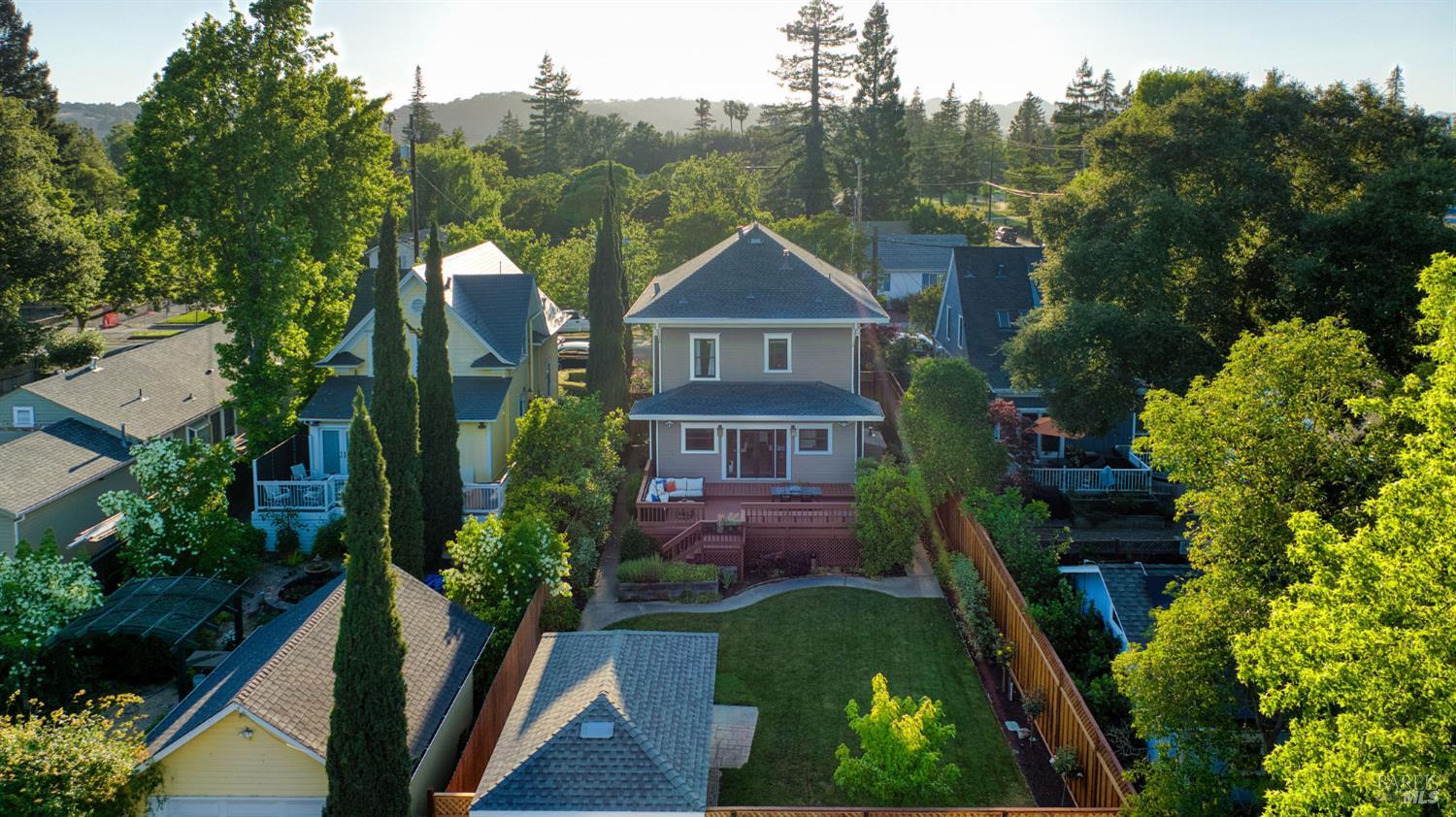Detail Gallery Image 63 of 63 For 190 Franklin St, Napa,  CA 94558 - 4 Beds | 3 Baths