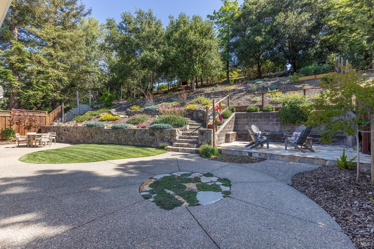 Detail Gallery Image 2 of 45 For 3336 Brittany Cir, Napa,  CA 94558 - 3 Beds | 2 Baths