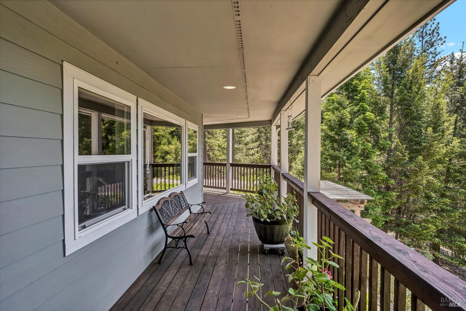 Detail Gallery Image 21 of 59 For 9474 Rockys Rd, Middletown,  CA 95461 - 2 Beds | 2/1 Baths