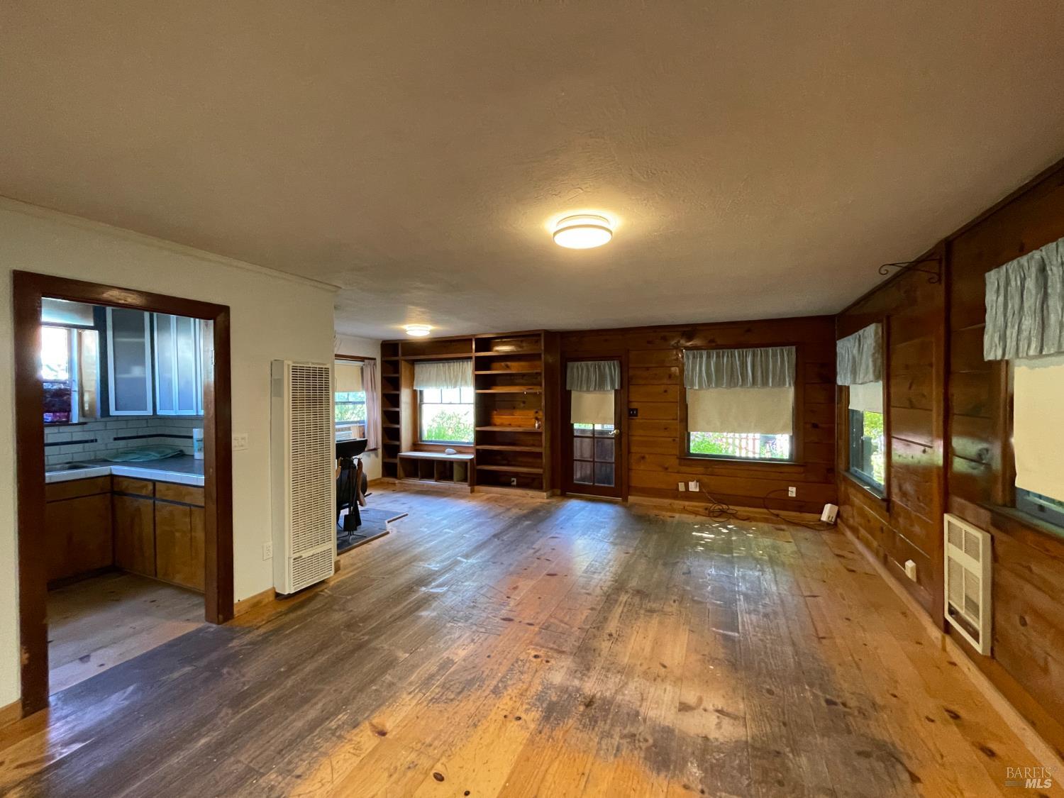 Detail Gallery Image 27 of 68 For 458 E San Francisco Ave, Willits,  CA 95490 - 4 Beds | 2 Baths