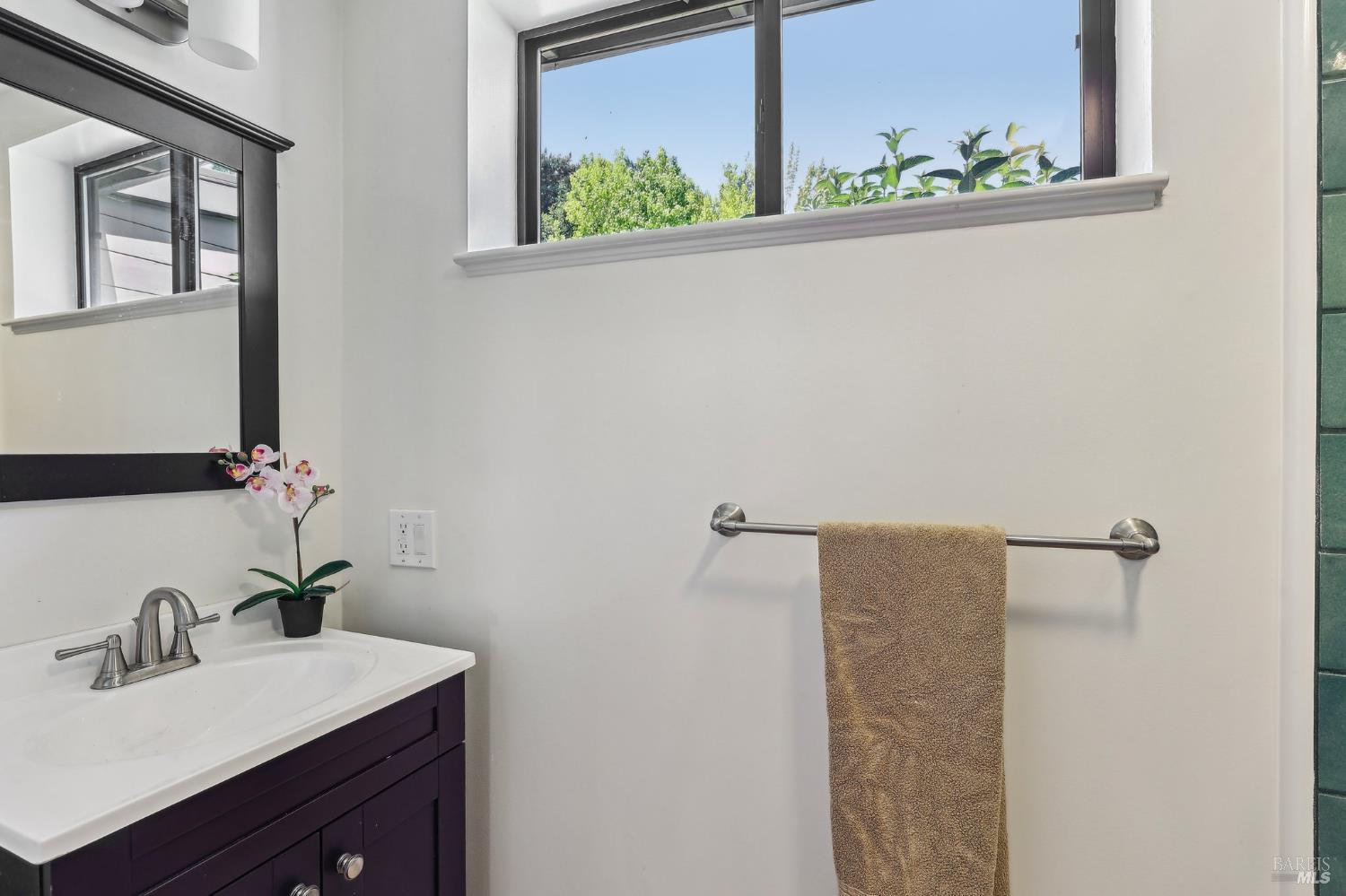 Detail Gallery Image 32 of 41 For 225 Van Winkle Dr, San Anselmo,  CA 94960 - 5 Beds | 4 Baths