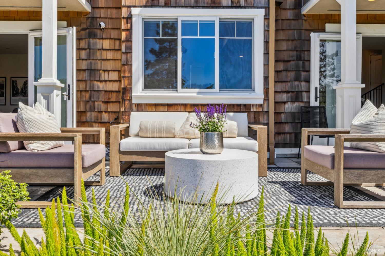 Detail Gallery Image 40 of 64 For 6 Live Oak Way, San Rafael,  CA 94901 - 4 Beds | 4/1 Baths