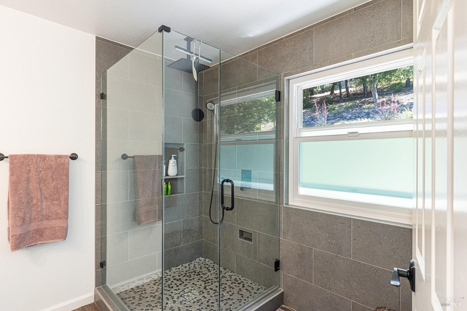 Detail Gallery Image 36 of 45 For 3336 Brittany Cir, Napa,  CA 94558 - 3 Beds | 2 Baths