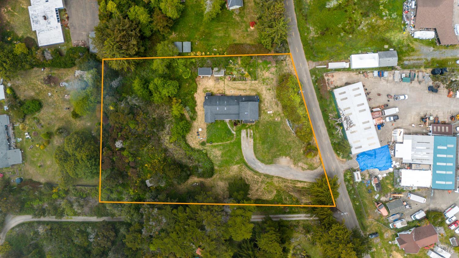 Detail Gallery Image 28 of 31 For 18520 Old Coast Hwy, Fort Bragg,  CA 95437 - 3 Beds | 2 Baths
