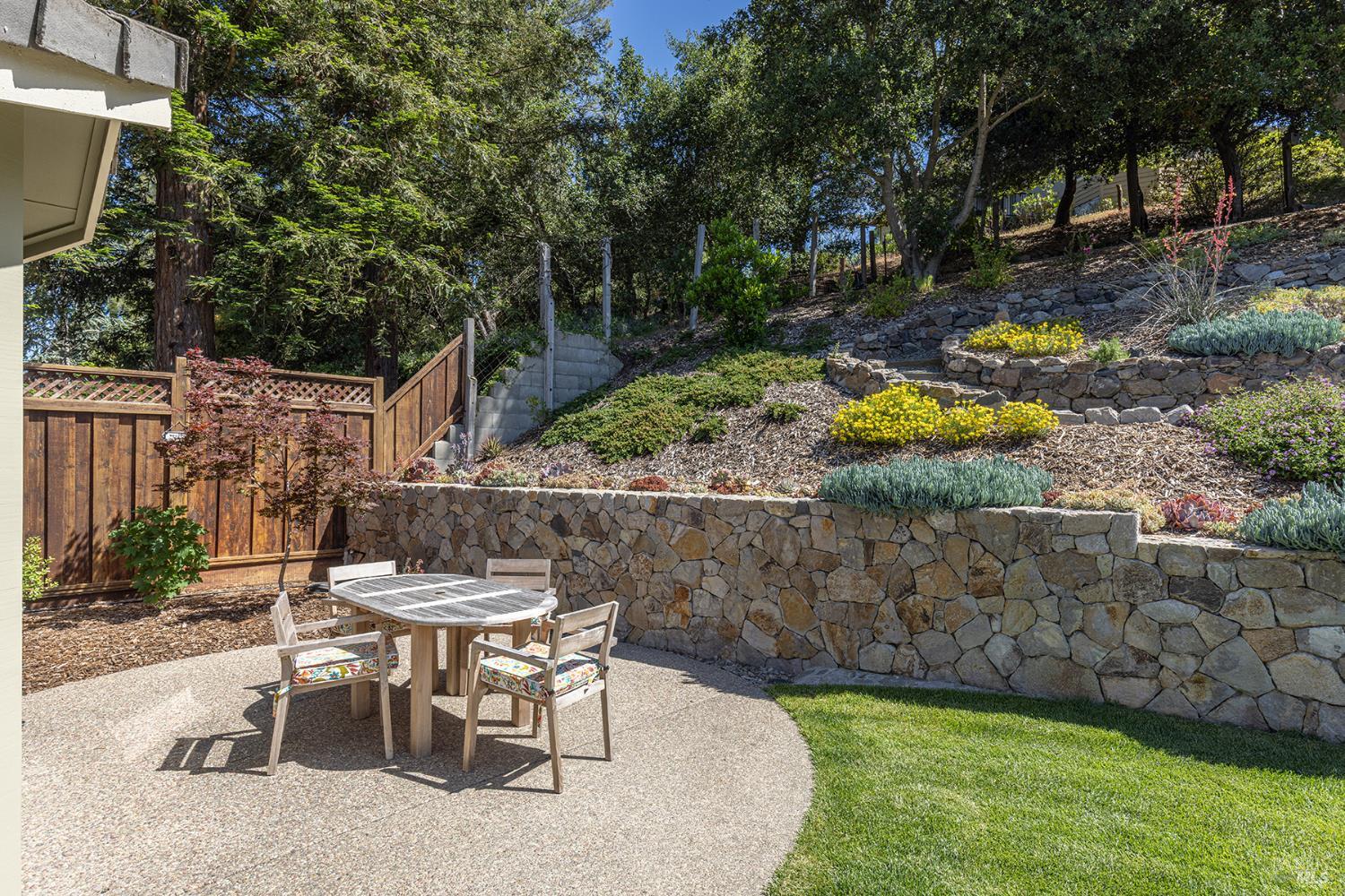 Detail Gallery Image 30 of 45 For 3336 Brittany Cir, Napa,  CA 94558 - 3 Beds | 2 Baths