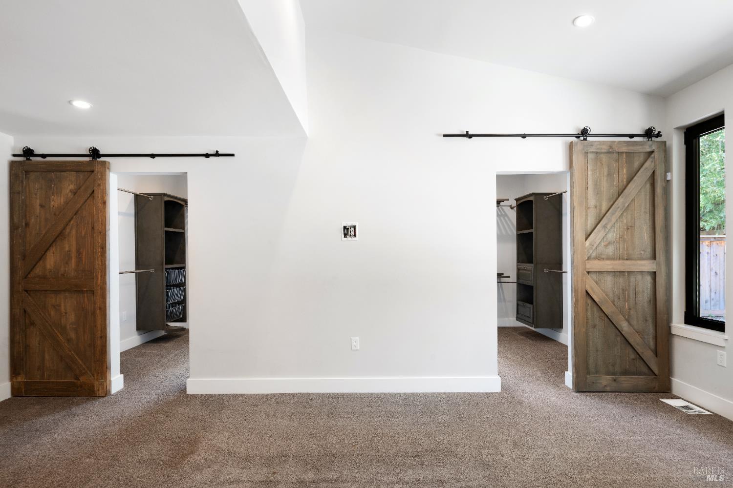 Detail Gallery Image 21 of 62 For 600 Miller Creek Rd, San Rafael,  CA 94903 - 3 Beds | 2/1 Baths