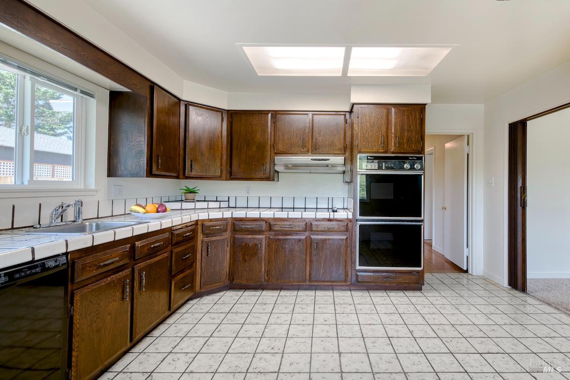 Detail Gallery Image 12 of 31 For 10940 State Route One Unkn, Point Reyes Station,  CA 94956 - 3 Beds | 1 Baths