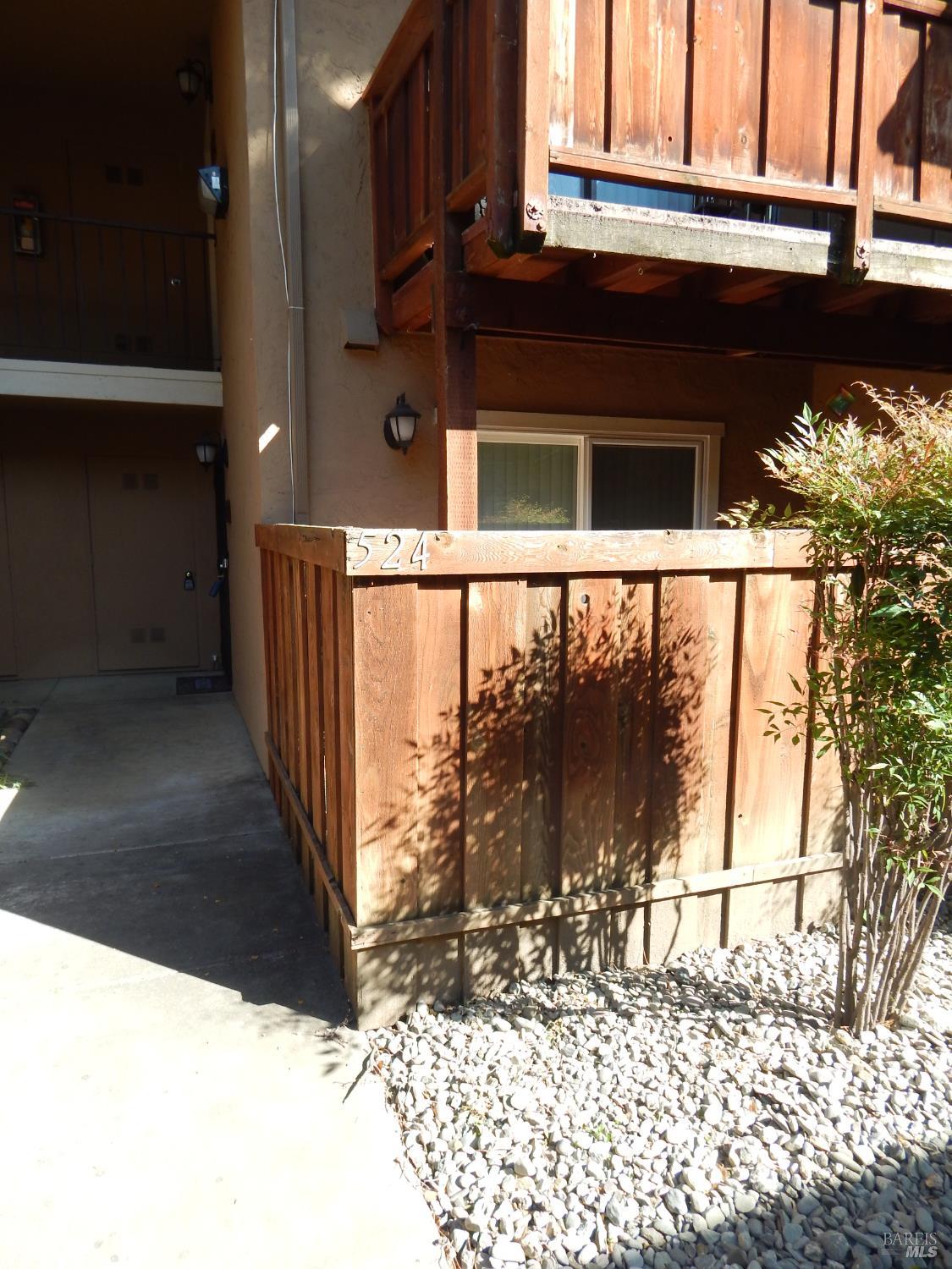 Detail Gallery Image 2 of 26 For 524 Arcadia Dr, Vacaville,  CA 95687 - 1 Beds | 1 Baths