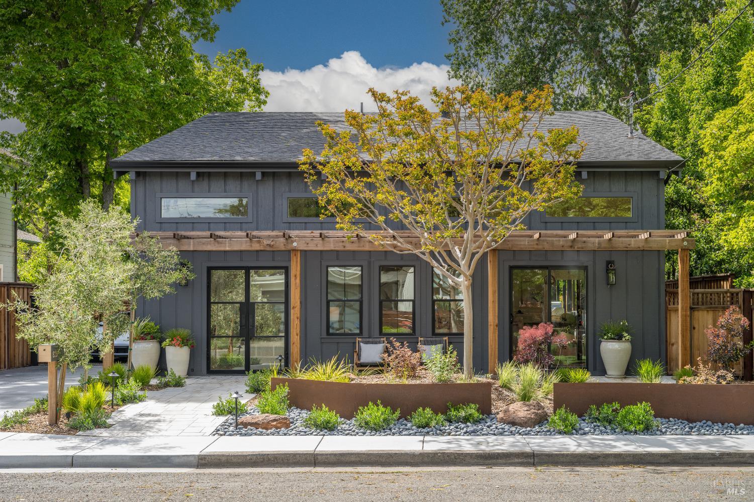 Detail Gallery Image 50 of 52 For 825 Austin Ave, Sonoma,  CA 95476 - 4 Beds | 3/1 Baths