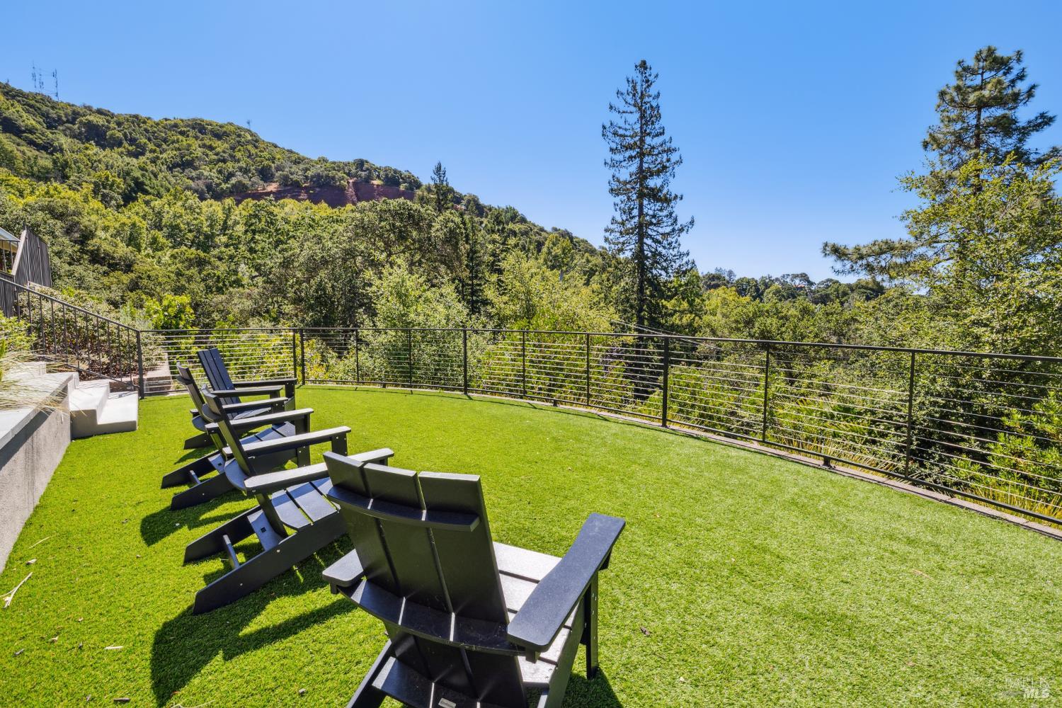Detail Gallery Image 44 of 64 For 6 Live Oak Way, San Rafael,  CA 94901 - 4 Beds | 4/1 Baths