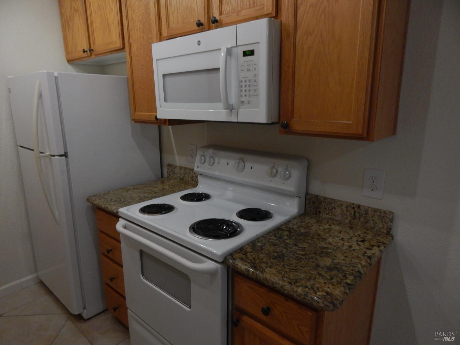 Detail Gallery Image 5 of 26 For 524 Arcadia Dr, Vacaville,  CA 95687 - 1 Beds | 1 Baths