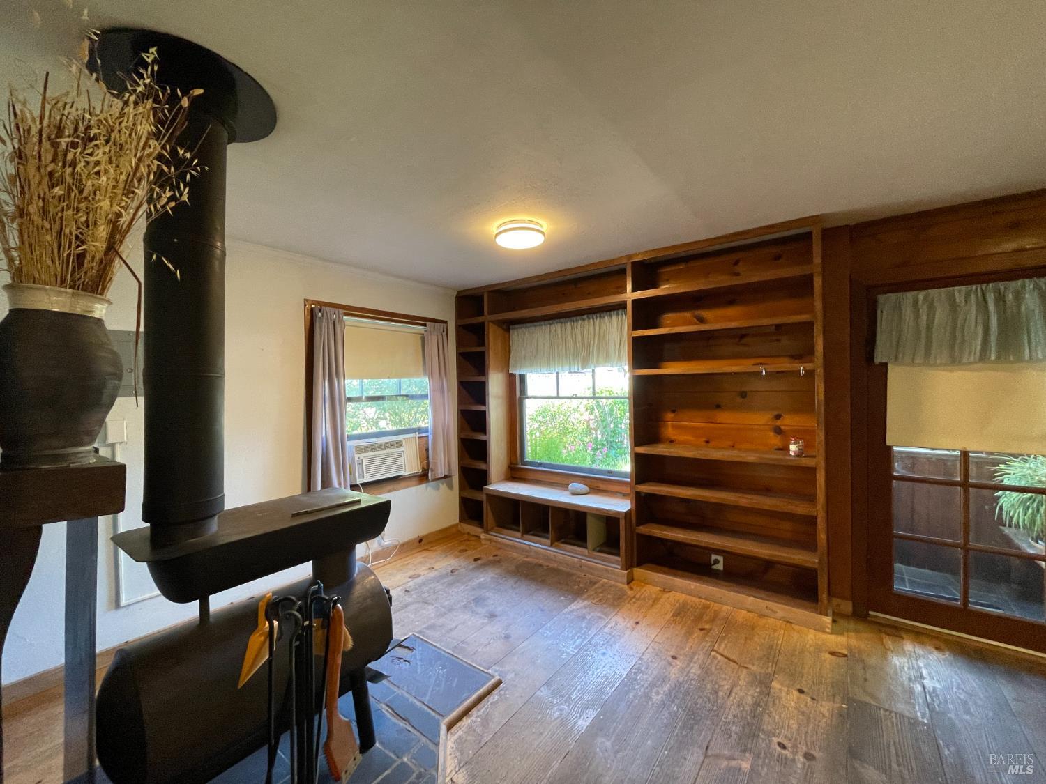 Detail Gallery Image 24 of 68 For 458 E San Francisco Ave, Willits,  CA 95490 - 4 Beds | 2 Baths