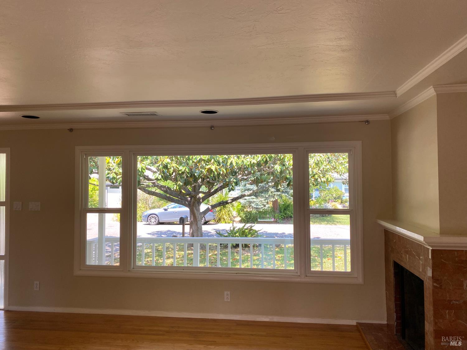 Detail Gallery Image 7 of 64 For 1125 East Ct, Novato,  CA 94945 - 2 Beds | 1 Baths