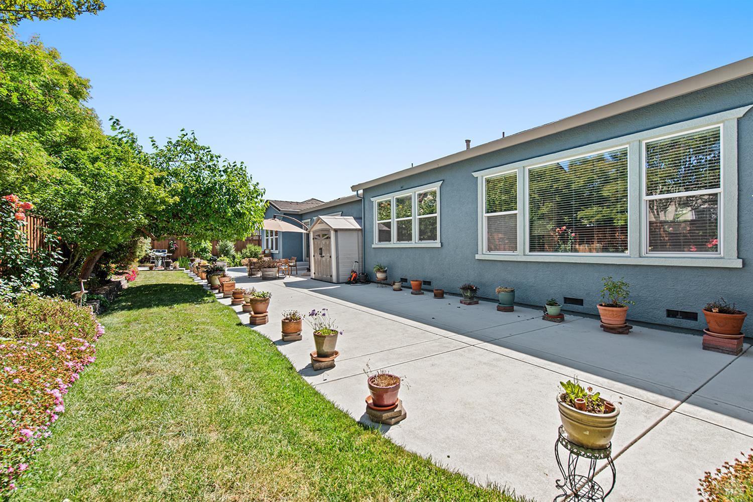 Detail Gallery Image 7 of 53 For 8596 Starr Rd, Windsor,  CA 95492 - 4 Beds | 3 Baths