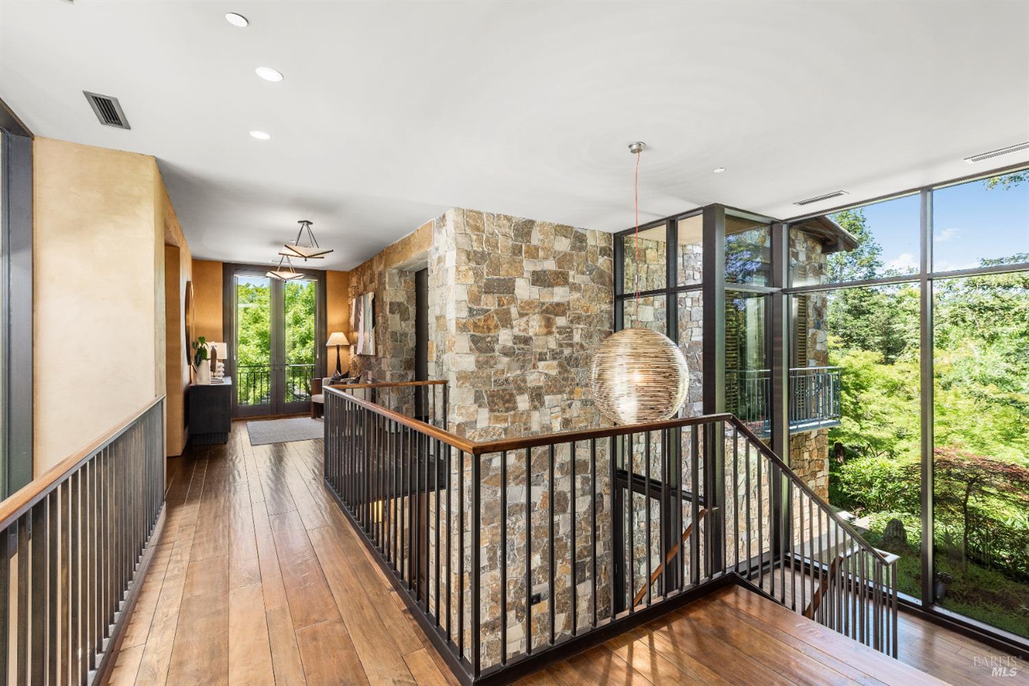 Detail Gallery Image 40 of 96 For 4030 Old Barn Rd, Healdsburg,  CA 95448 - 4 Beds | 5/1 Baths