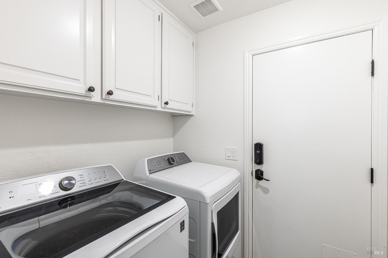 Detail Gallery Image 42 of 45 For 3336 Brittany Cir, Napa,  CA 94558 - 3 Beds | 2 Baths
