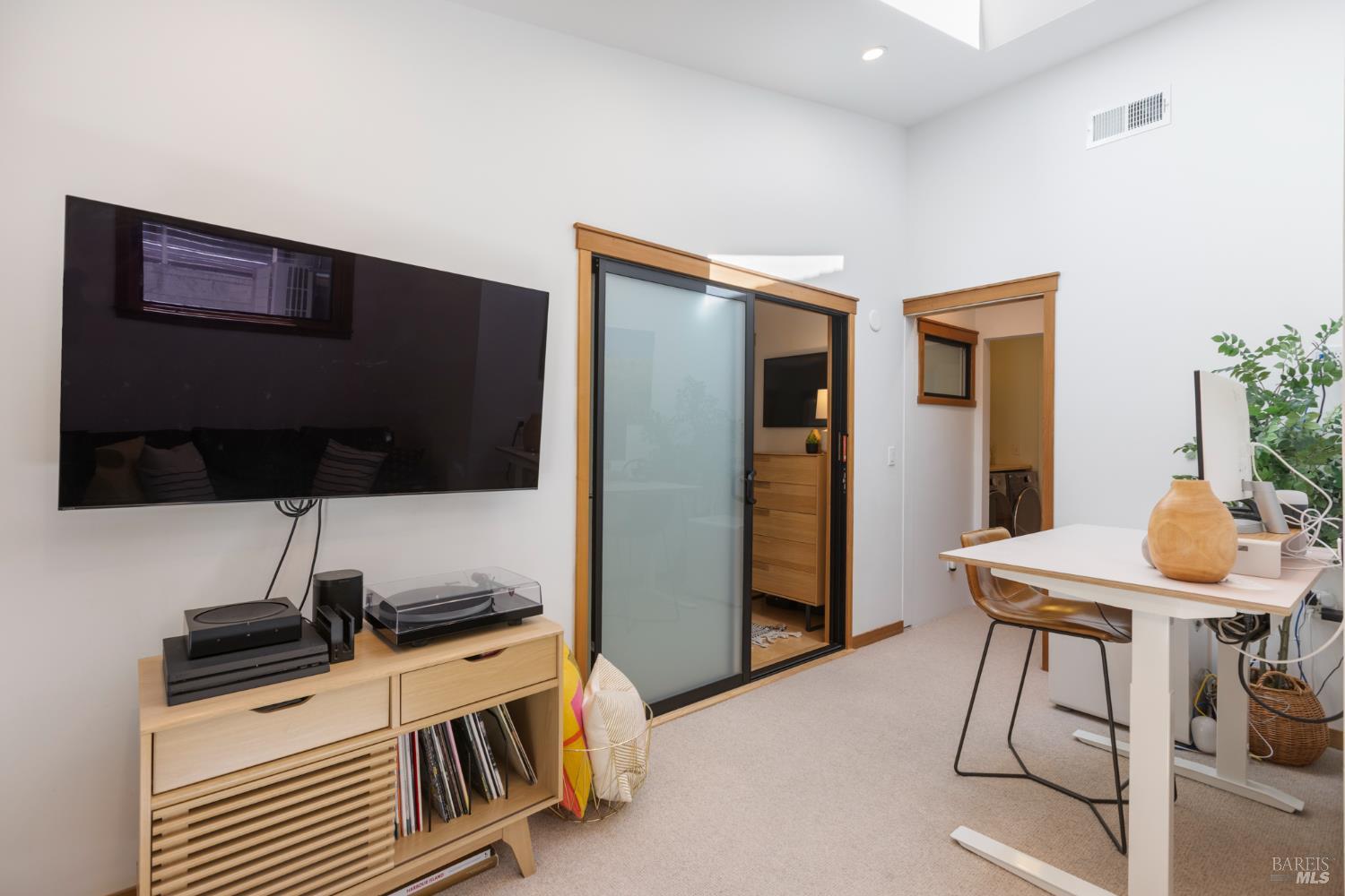 Detail Gallery Image 28 of 68 For 55 Durham Rd, San Anselmo,  CA 94960 - 3 Beds | 2 Baths