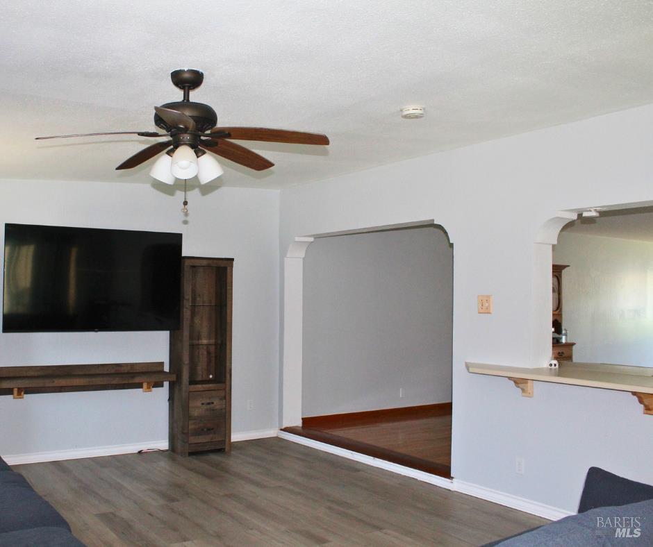 Detail Gallery Image 11 of 32 For 1863 Mini Dr, Vallejo,  CA 94589 - 3 Beds | 2 Baths