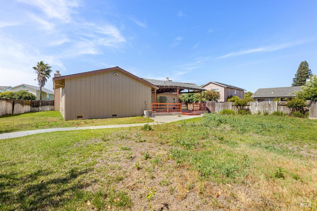 Detail Gallery Image 32 of 33 For 1417 Klamath Dr, Suisun City,  CA 94585 - 3 Beds | 2 Baths