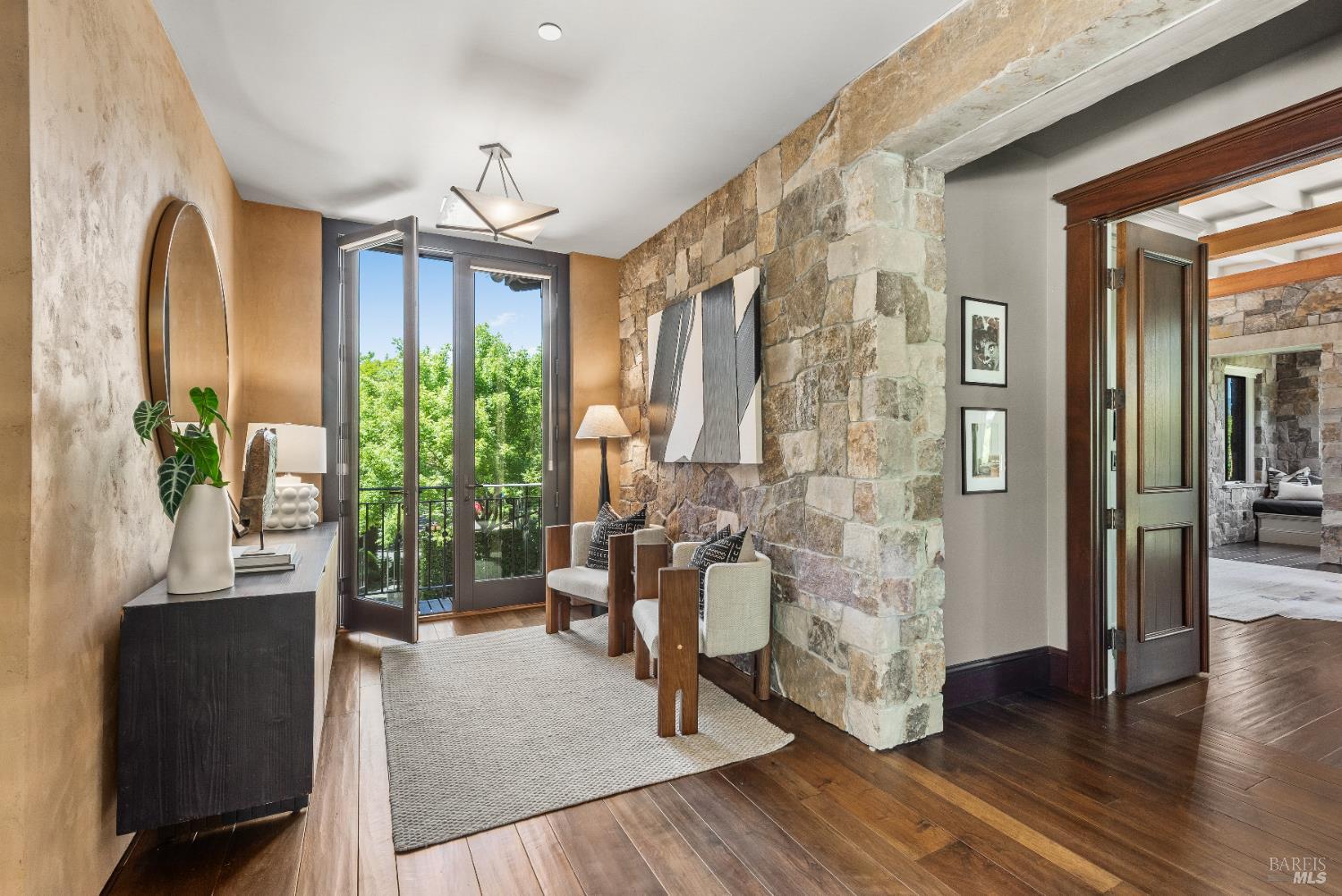 Detail Gallery Image 35 of 96 For 4030 Old Barn Rd, Healdsburg,  CA 95448 - 4 Beds | 5/1 Baths