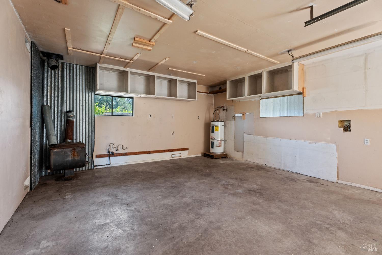 Detail Gallery Image 9 of 27 For 2840 Pear View Rd, Lakeport,  CA 95453 - 1 Beds | 1 Baths
