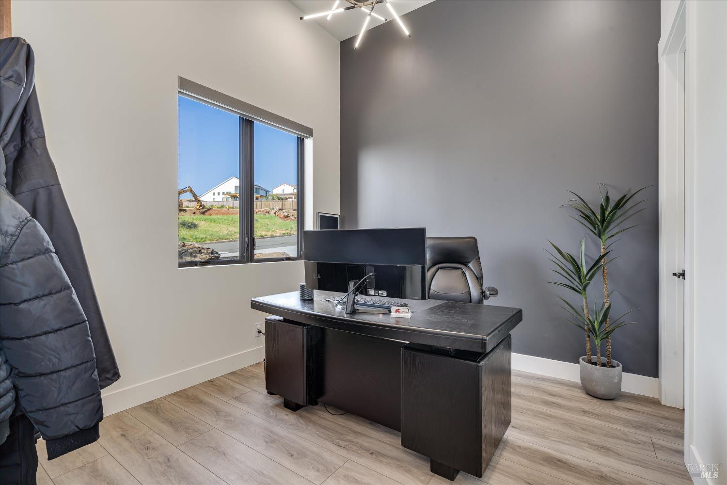 Detail Gallery Image 23 of 60 For 1994 W Bristlecone Ct, Santa Rosa,  CA 95403 - 4 Beds | 3/1 Baths