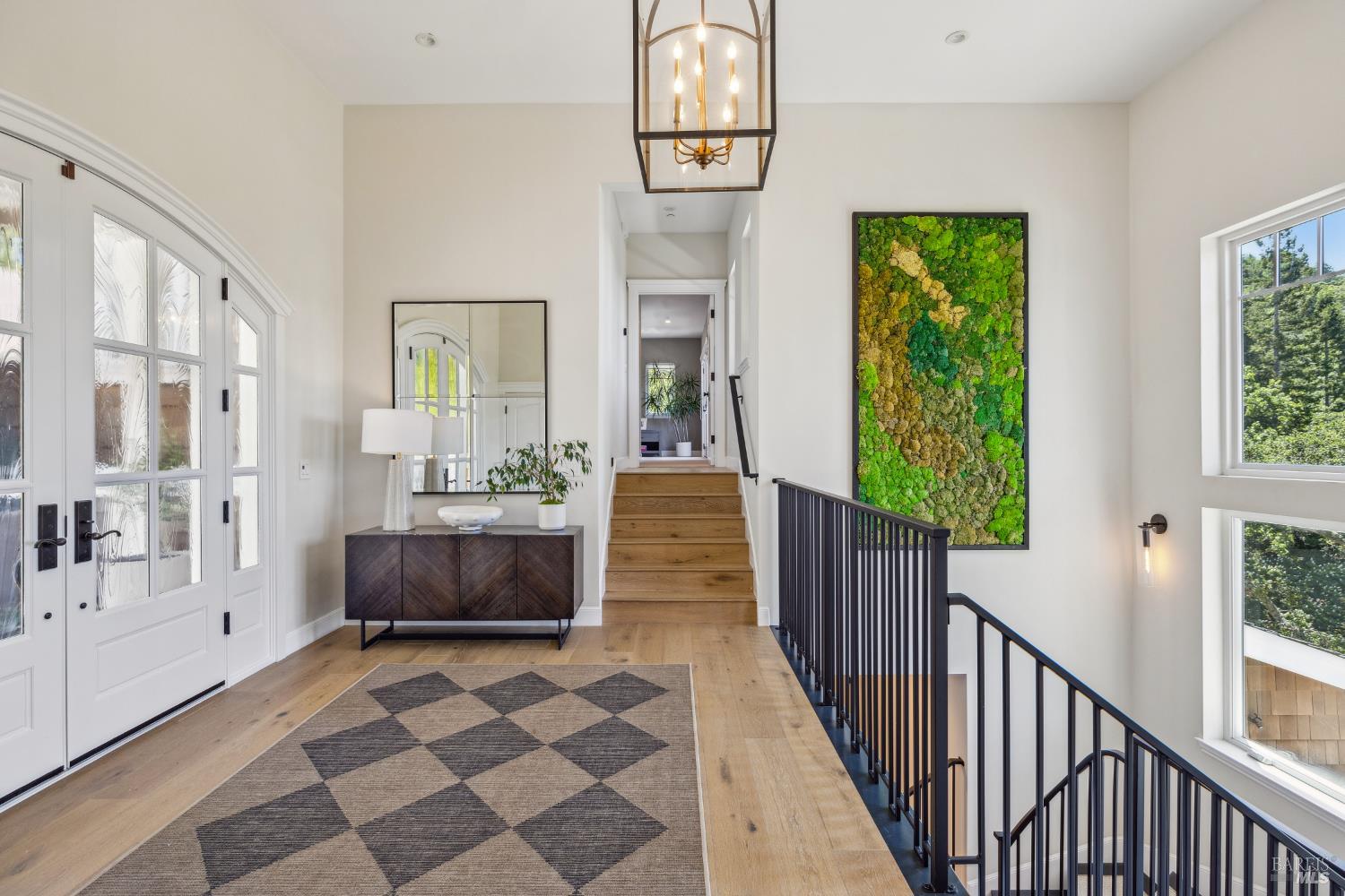 Detail Gallery Image 5 of 64 For 6 Live Oak Way, San Rafael,  CA 94901 - 4 Beds | 4/1 Baths