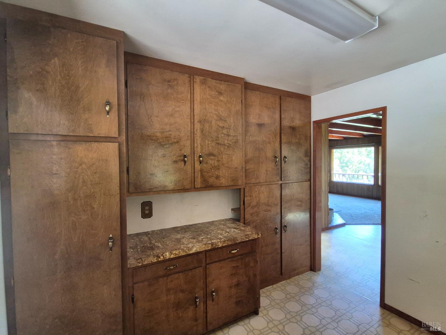 Detail Gallery Image 52 of 72 For 11903 Branscomb Rd, Branscomb,  CA 95454 - 3 Beds | 2 Baths