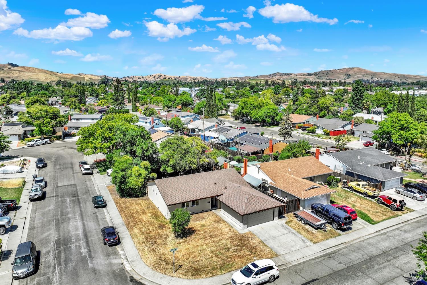 Detail Gallery Image 7 of 39 For 312 Dahlia St, Fairfield,  CA 94533 - 3 Beds | 2 Baths