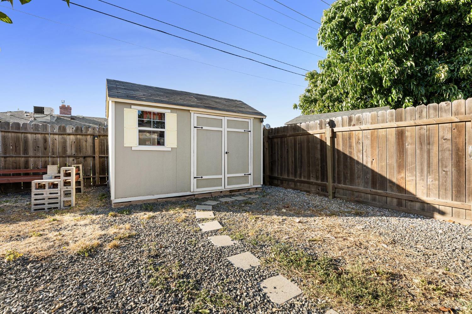 Detail Gallery Image 27 of 31 For 104 Birch St, Vacaville,  CA 95688 - 3 Beds | 1 Baths
