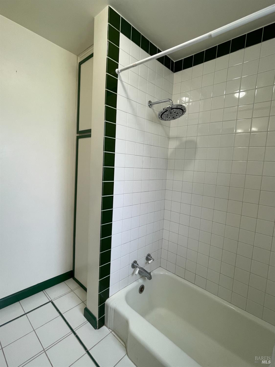 Detail Gallery Image 31 of 68 For 458 E San Francisco Ave, Willits,  CA 95490 - 4 Beds | 2 Baths