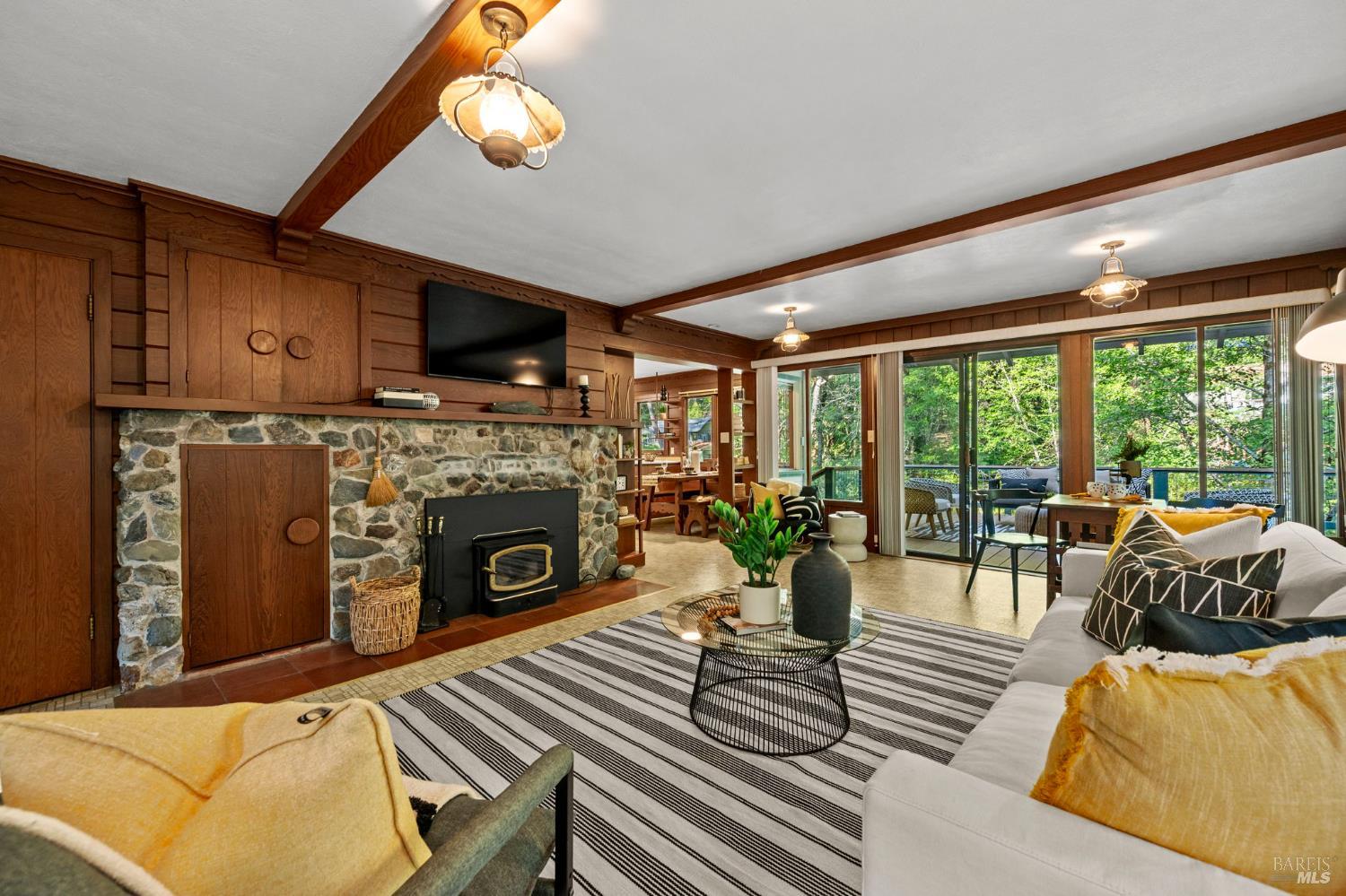 Detail Gallery Image 25 of 55 For 5600 Cazadero Hwy, Cazadero,  CA 95421 - 2 Beds | 1/1 Baths