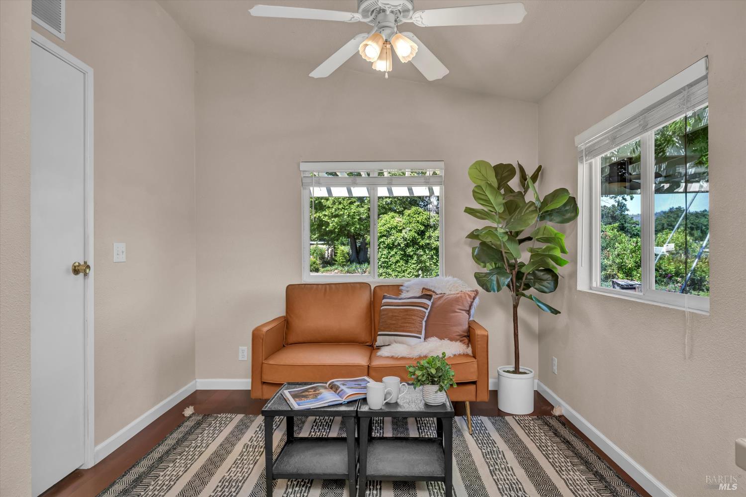 Detail Gallery Image 29 of 73 For 9700 Spring Valley Rd, Potter Valley,  CA 95469 - 3 Beds | 2 Baths