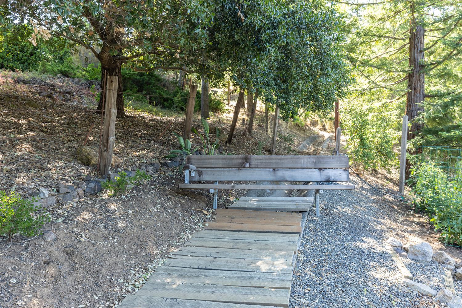Detail Gallery Image 28 of 45 For 3336 Brittany Cir, Napa,  CA 94558 - 3 Beds | 2 Baths