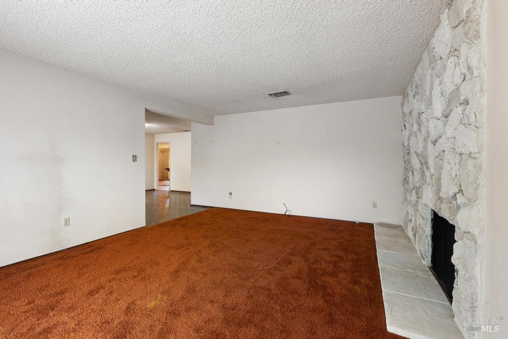 Detail Gallery Image 8 of 33 For 1417 Klamath Dr, Suisun City,  CA 94585 - 3 Beds | 2 Baths