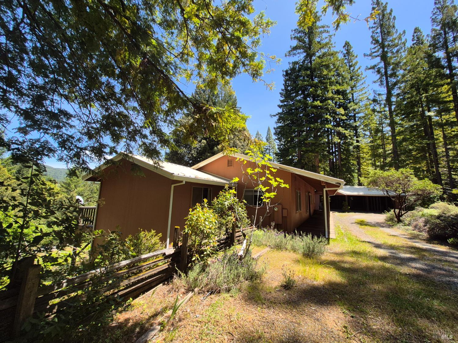 Detail Gallery Image 44 of 72 For 11903 Branscomb Rd, Branscomb,  CA 95454 - 3 Beds | 2 Baths