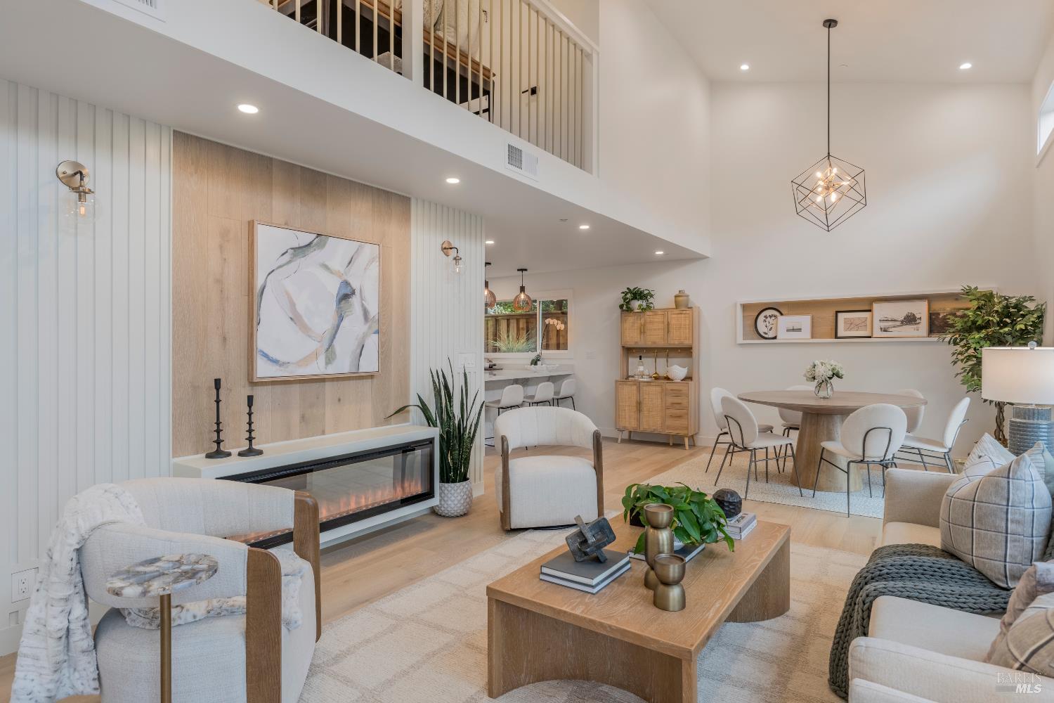 Detail Gallery Image 7 of 52 For 825 Austin Ave, Sonoma,  CA 95476 - 4 Beds | 3/1 Baths