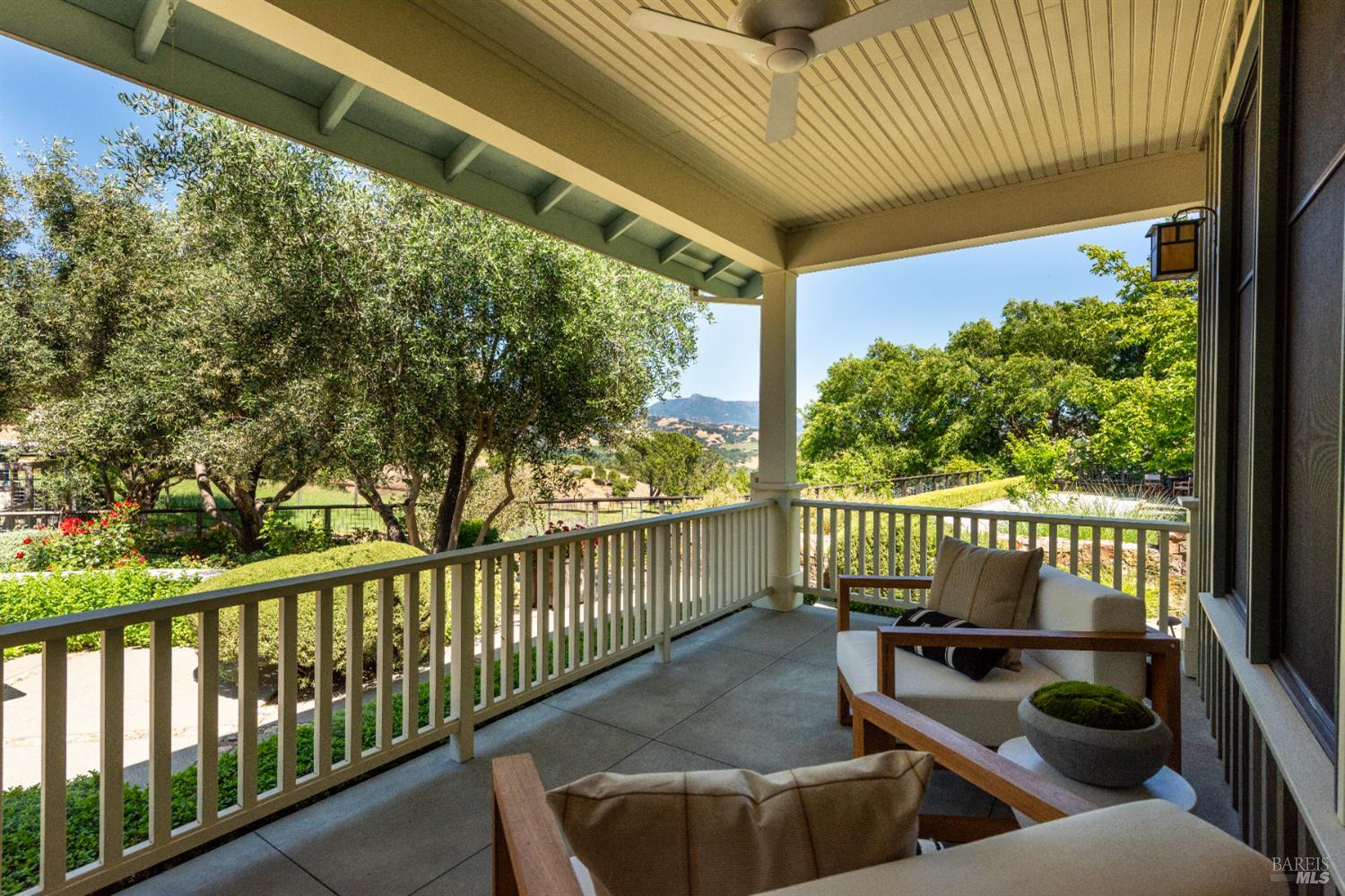 Detail Gallery Image 76 of 96 For 4030 Old Barn Rd, Healdsburg,  CA 95448 - 4 Beds | 5/1 Baths