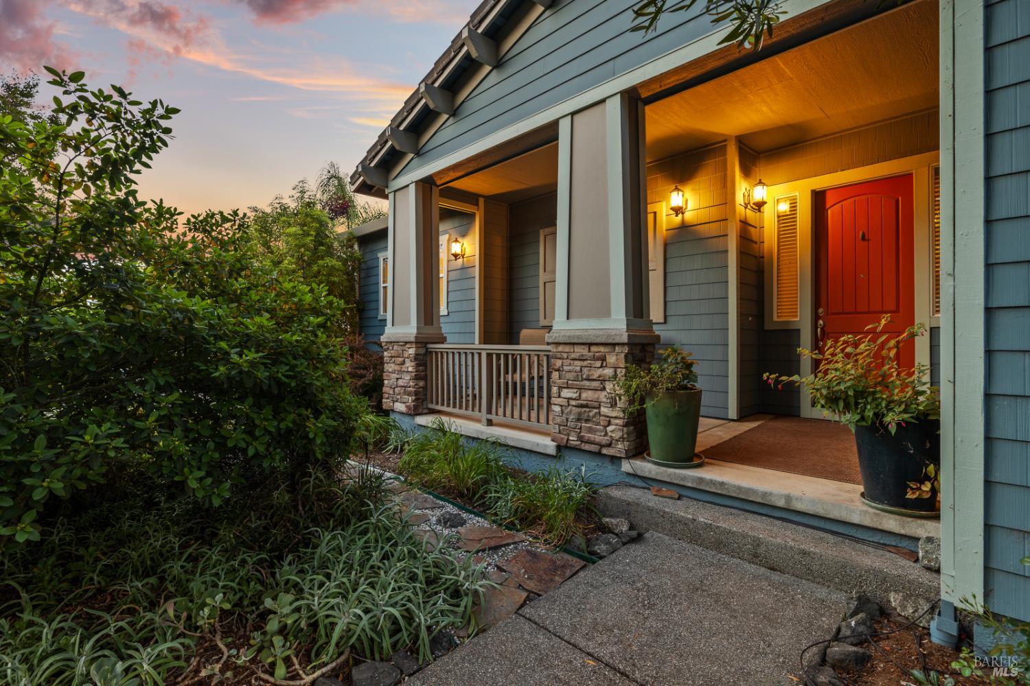 Detail Gallery Image 2 of 53 For 8596 Starr Rd, Windsor,  CA 95492 - 4 Beds | 3 Baths