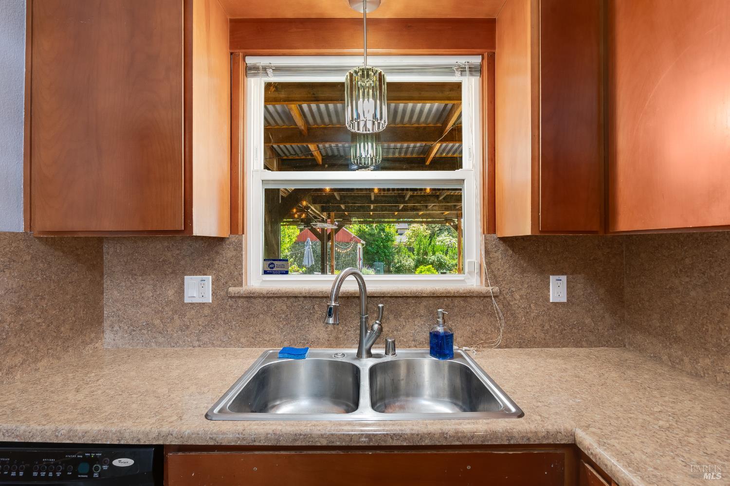 Detail Gallery Image 9 of 33 For 1225 Arkansas St, Vallejo,  CA 94590 - 2 Beds | 1 Baths