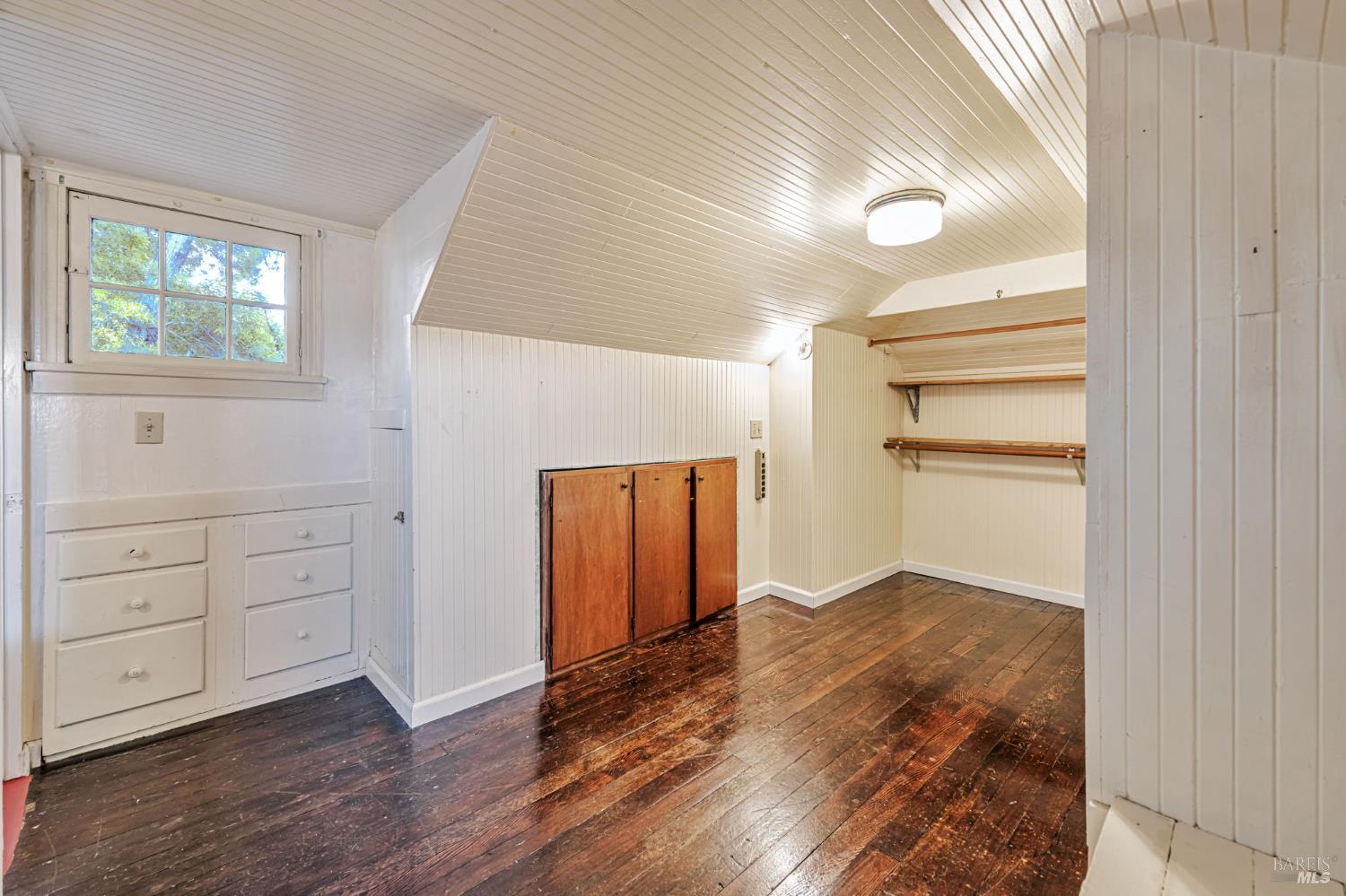 Detail Gallery Image 21 of 38 For 20 Laurel Ave, Petaluma,  CA 94952 - 2 Beds | 1 Baths