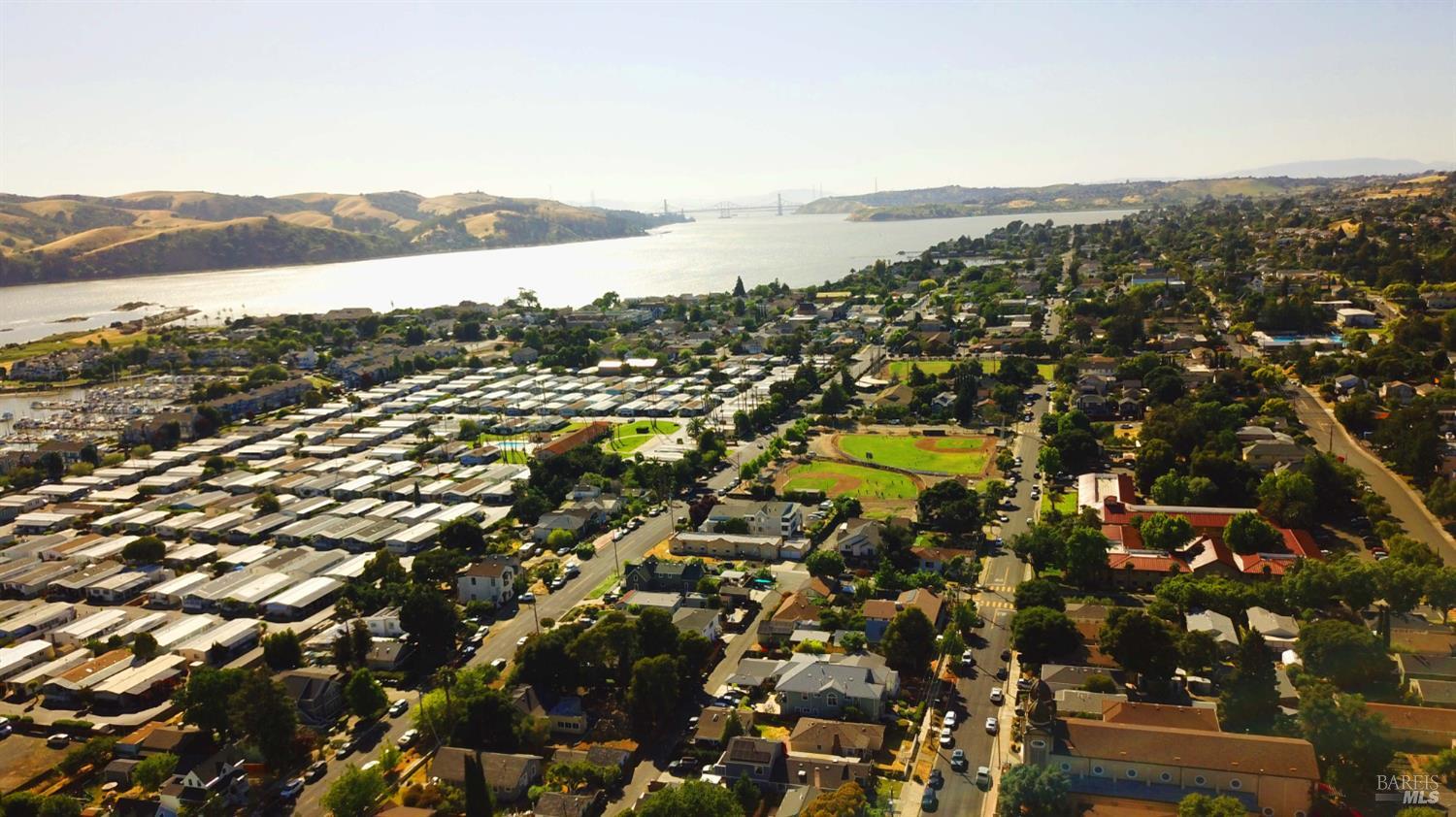 Detail Gallery Image 2 of 6 For 525 E H St, Benicia,  CA 94510 - – Beds | – Baths