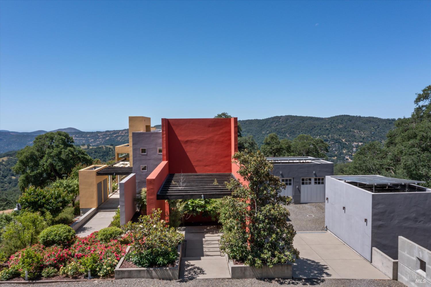 Detail Gallery Image 9 of 54 For 48 Longhorn Ridge Rd, Napa,  CA 94558 - 3 Beds | 3/1 Baths