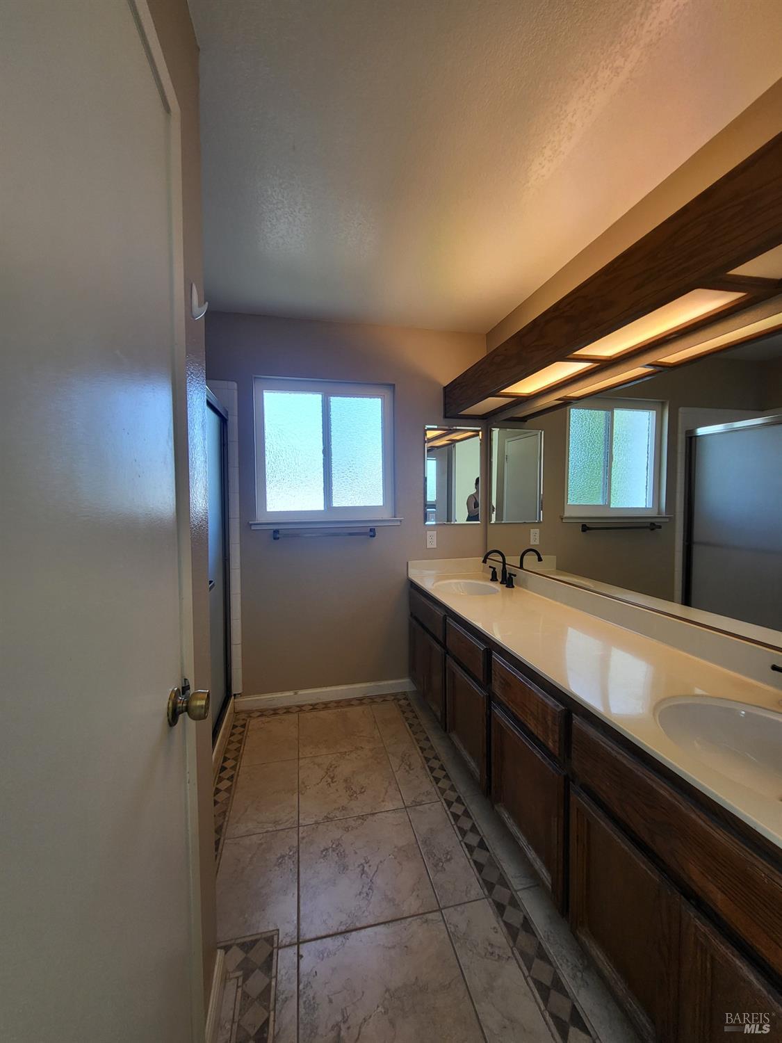 Detail Gallery Image 19 of 27 For 496 Lupine Cir, Vacaville,  CA 95687 - 3 Beds | 2/1 Baths