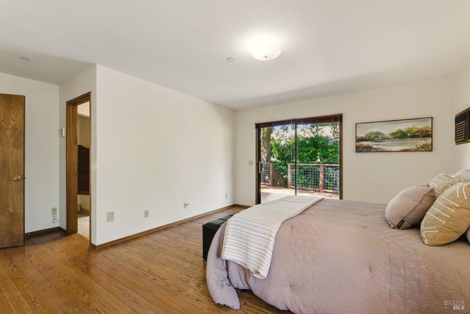 Detail Gallery Image 27 of 61 For 4620 Morris Ct, Santa Rosa,  CA 95405 - 4 Beds | 3 Baths