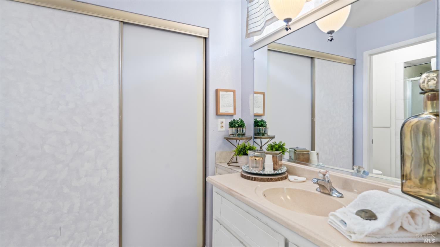 Detail Gallery Image 29 of 41 For 155 Midvale Dr, Vacaville,  CA 95687 - 4 Beds | 2 Baths