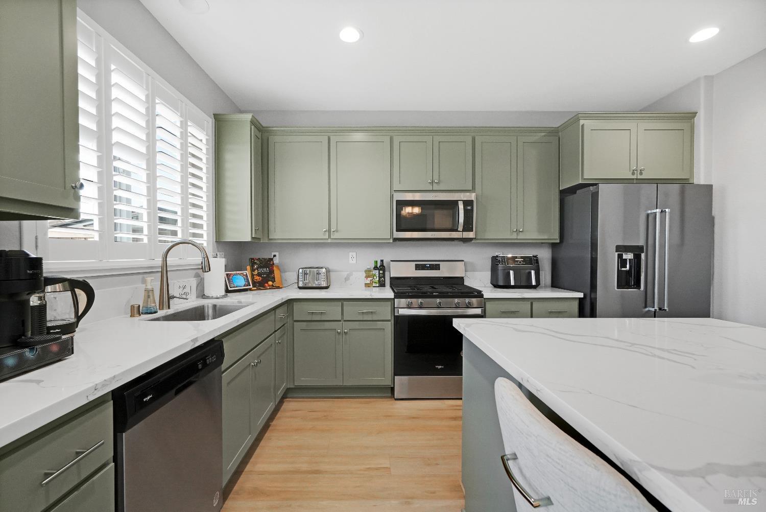 Detail Gallery Image 7 of 32 For 840 Allegro Ct, Fairfield,  CA 94534 - 4 Beds | 3/1 Baths